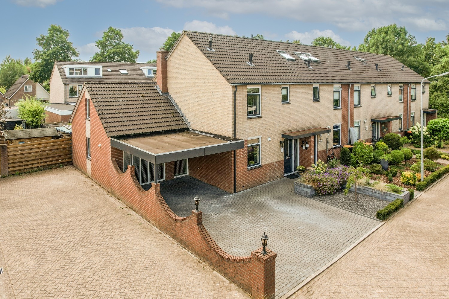 exterior-view-of-building-2025-02-10-05-26-03-utc (1)